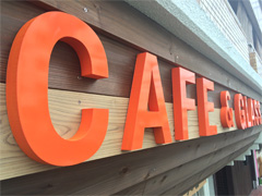 前橋　カフェ　切り文字